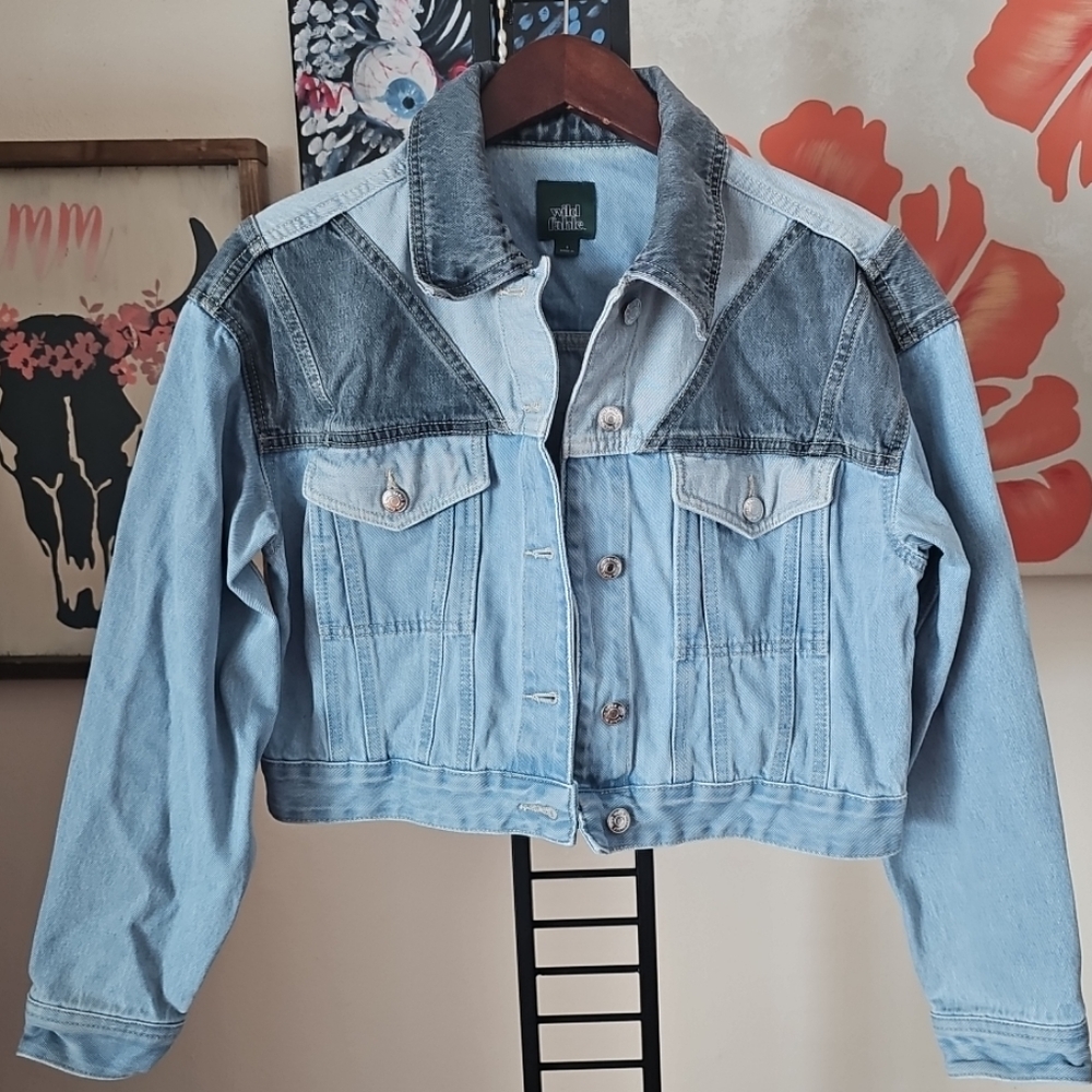 WILD FABLE Denim Jacket Women’s Medium Light Wash‎ Patchwork Cropped Size S